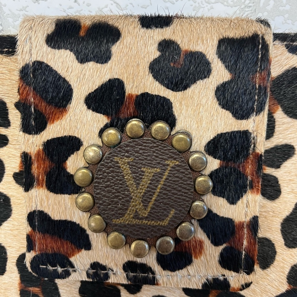 Keep It Gypsy Upcycled Leopard Leather Large Wallet - Picture 2 of 7